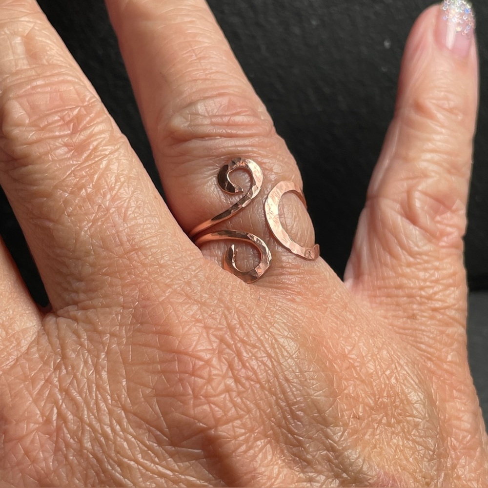 RESERVED
Hammered Copper Swirl Open Adjustable Ring - Women Jewelry - Picture 4 of 5